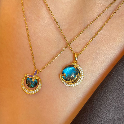 گردنبند کهکشان و پروانه