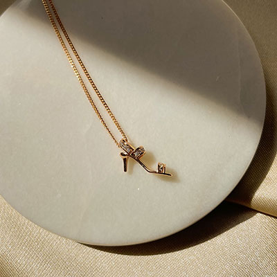 گردنبند کفش ژوپینگ