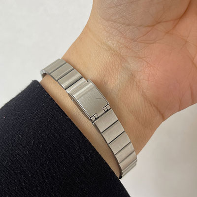 ساعت اسپرت با اعدادیونانی