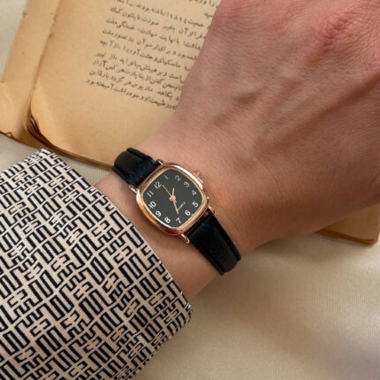 ساعت چرمی نوستالژی صفحه و بند مشکی